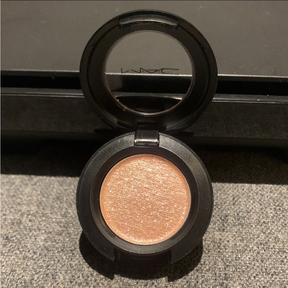 MAC Cosmetics Last Dance Eyeshadow